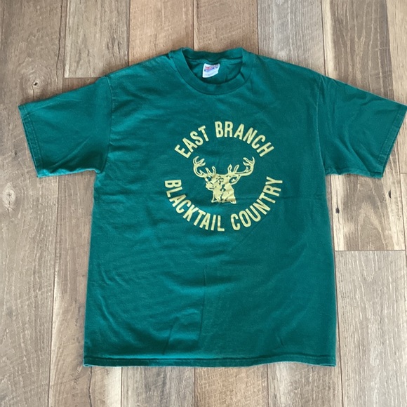 Graphic T-Shirt - Picture 1 of 3